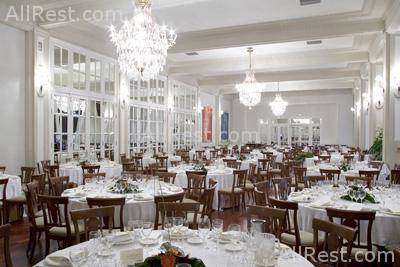 NH Gran Hotel 18